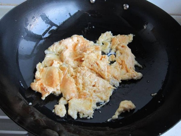 粉絲炒雞蛋的做法-家常味炒菜譜