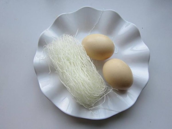 粉絲炒雞蛋的做法-家常味炒菜譜