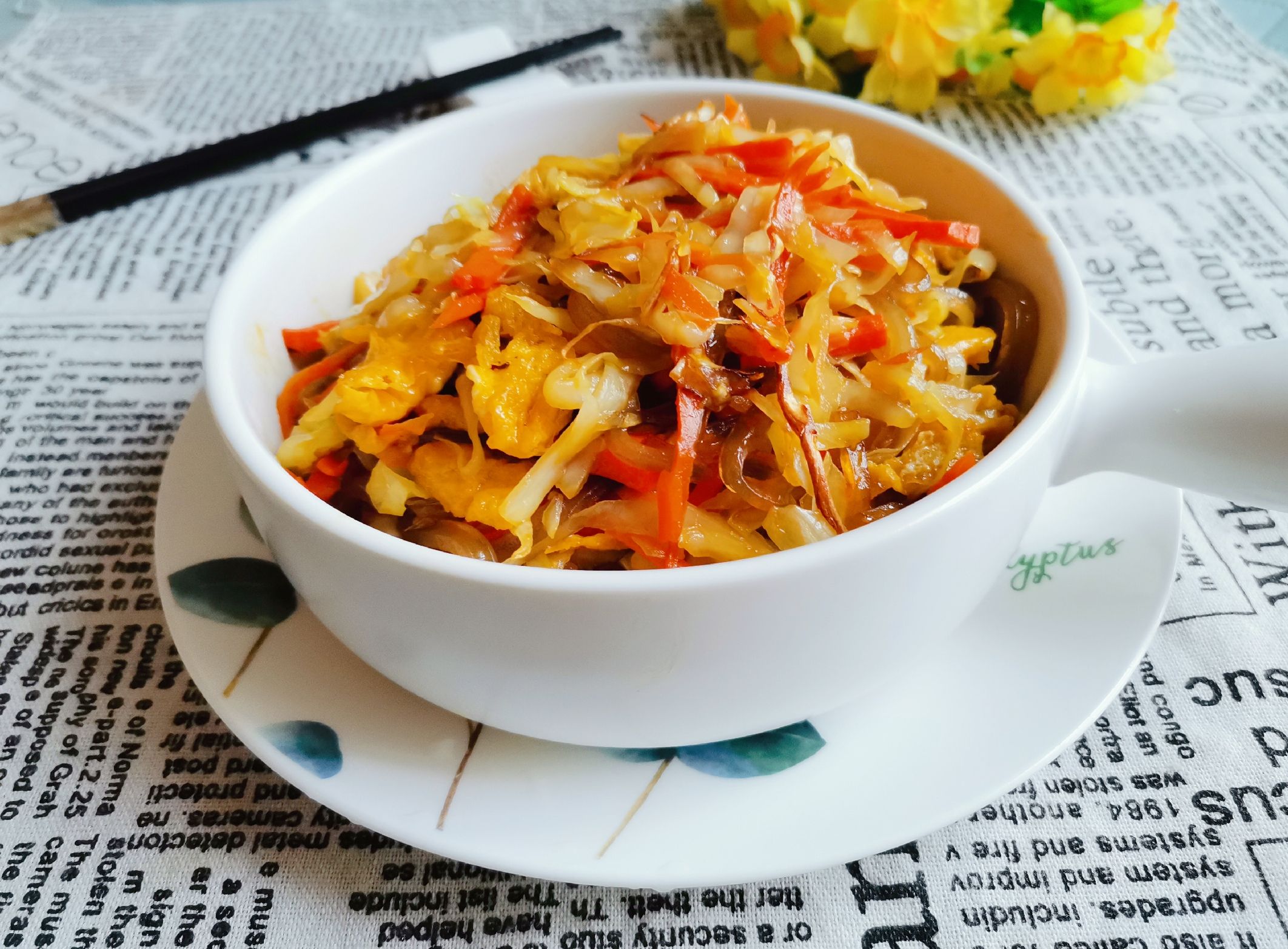 包菜粉絲炒雞蛋的做法-咸鮮味炒菜譜