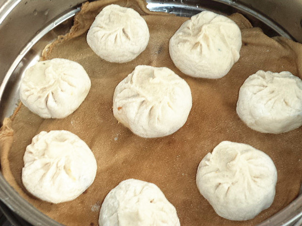 豬肉韭菜餡蒸包的做法-咸鮮味蒸菜譜