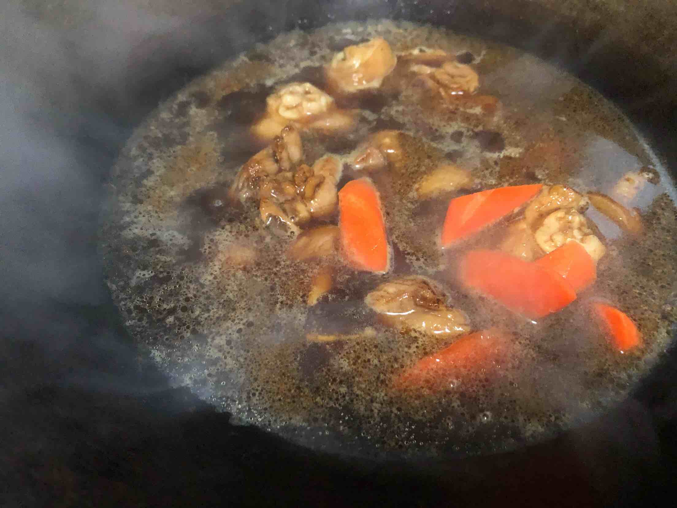 土豆燒雞腿的做法-家常味燒菜譜