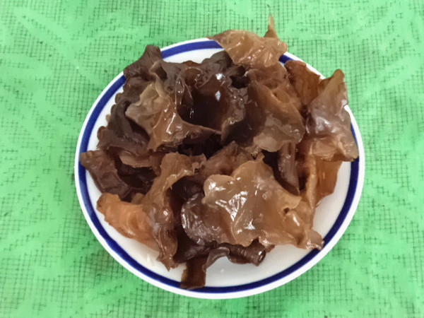 番茄木耳炒雞蛋的做法-家常味炒菜譜