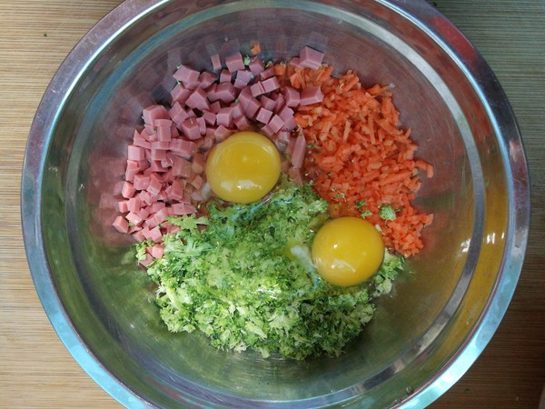 西蘭花菜餅的做法-家常味煎菜譜