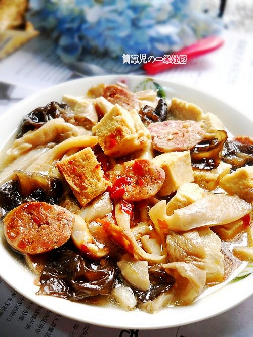 菇耳凍豆腐的做法-咸鮮味燉菜譜