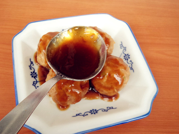 本色蒸獅子頭的做法-咸鮮味蒸菜譜