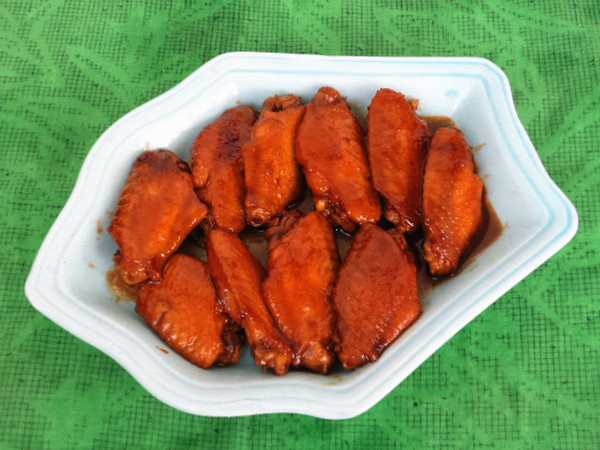 京醬雞翅中的做法-醬香味燒菜譜