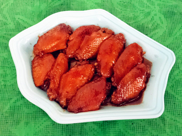 京醬雞翅中的做法-醬香味燒菜譜