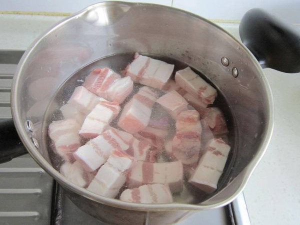 蓮藕肉煲的做法-家常味燉菜譜