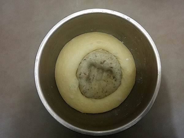 炸荷包蛋的做法-家常味炸菜譜