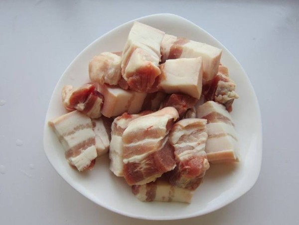 蓮藕肉煲的做法-家常味燉菜譜