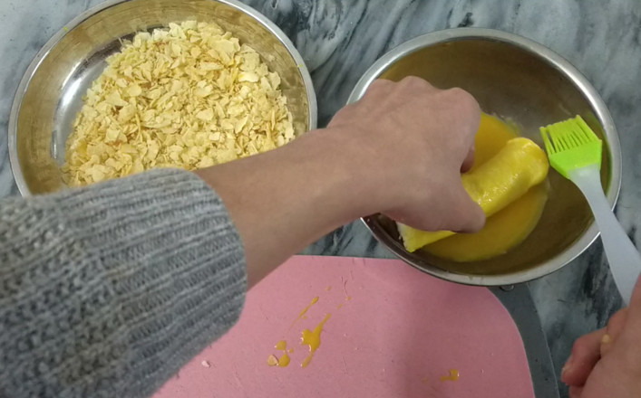 網(wǎng)紅香腸卷蒸烤箱版的做法-咸鮮味烤菜譜