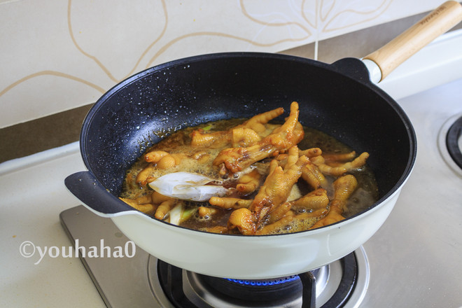 啤酒燒鳳爪的做法-家常味燒菜譜