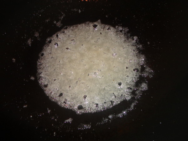 拔絲蘋果的做法-甜味煮菜譜