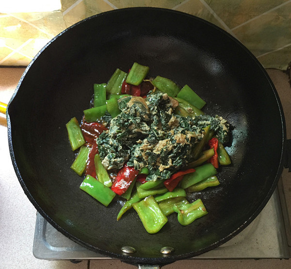 紫蘇煎雞蛋的做法-家常味煎菜譜