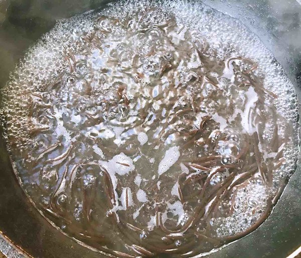 麻辣蕨根粉的做法-麻辣味拌菜譜