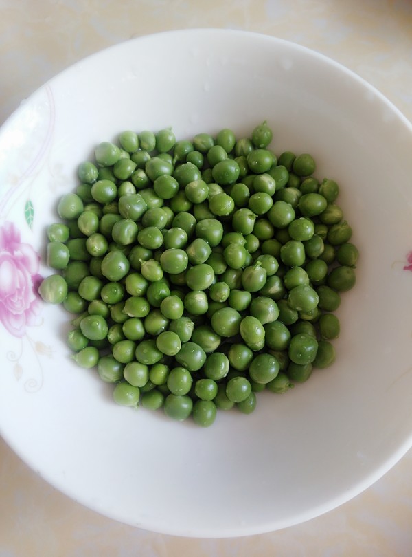 時蔬燴雞蛋干的做法-家常味炒菜譜-易網(wǎng)健康養(yǎng)生網(wǎng) 時蔬燴雞蛋干的做法-家常味炒菜譜