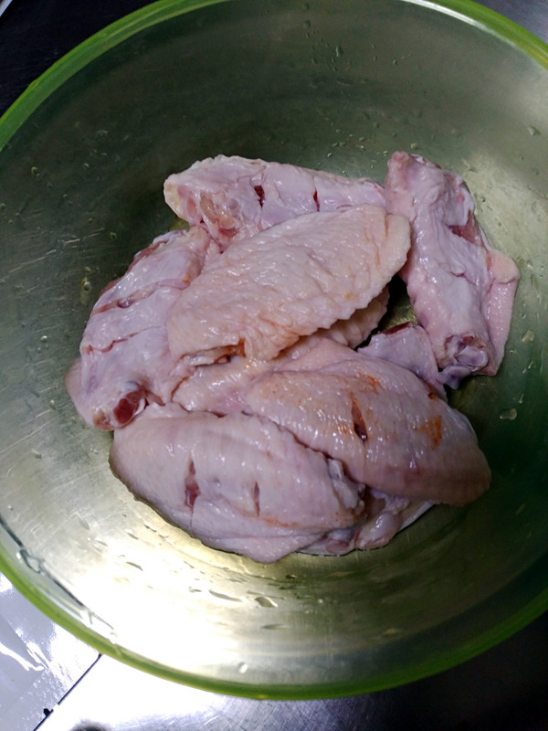 普羅旺斯風(fēng)味烤雞翅的做法-其它口味烤菜譜