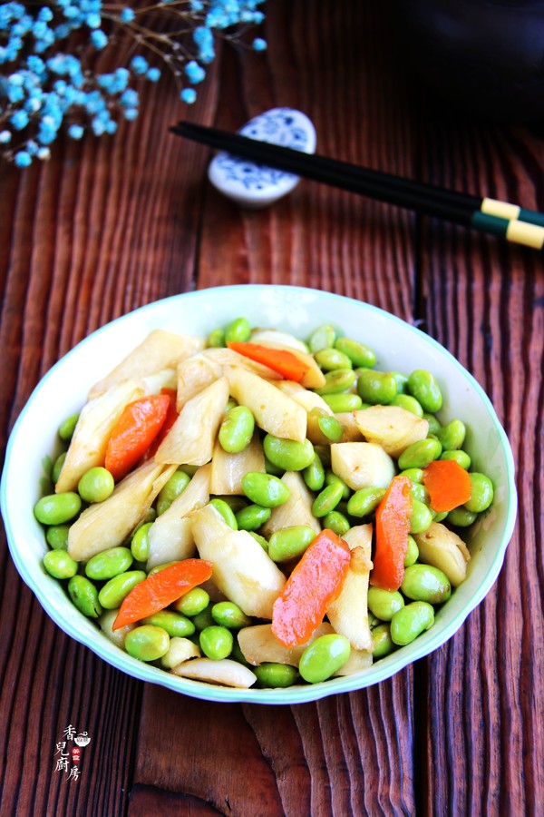 茭白炒毛豆子的做法-咸鮮味燒菜譜