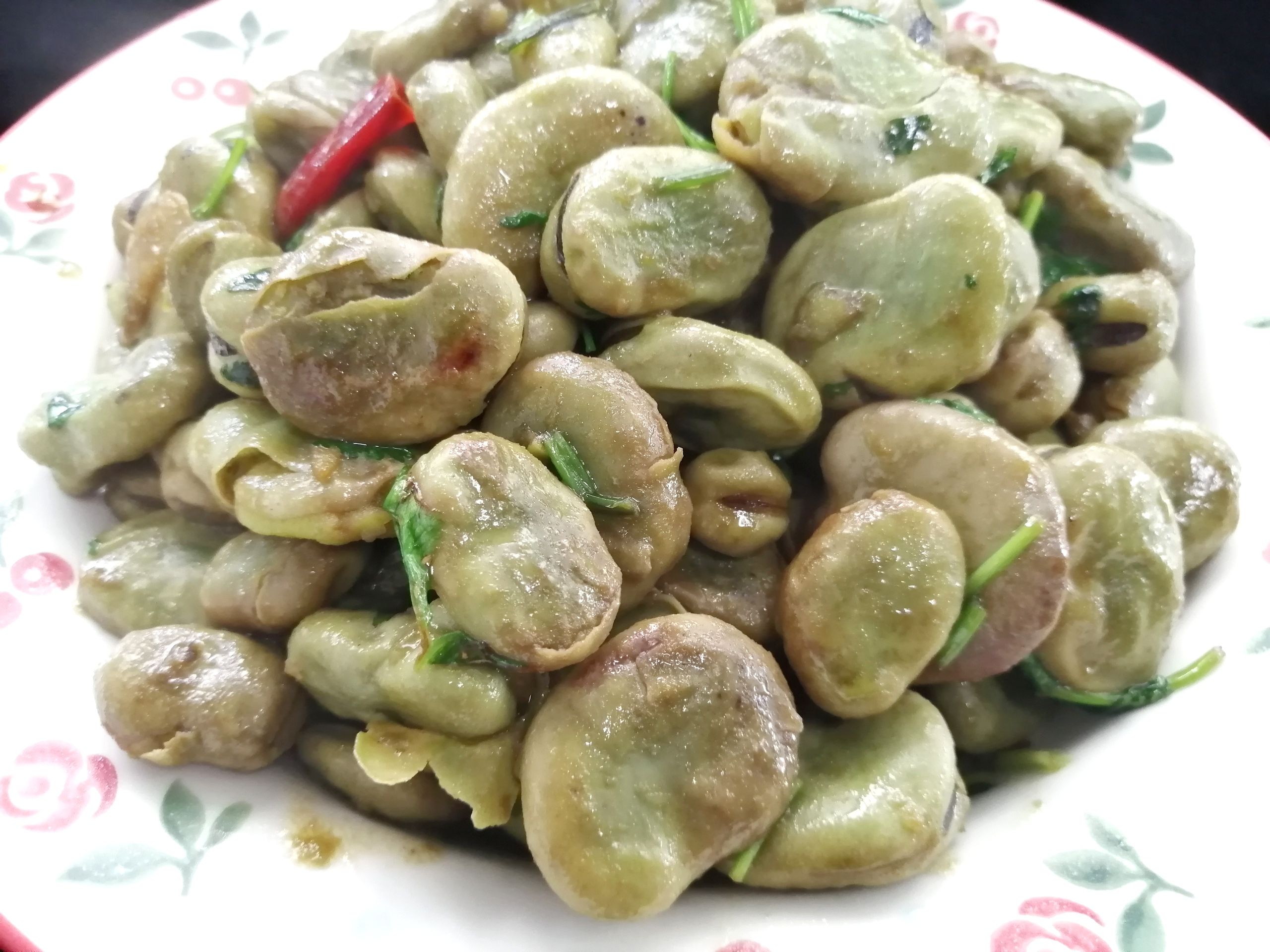 干煸蠶豆的做法-家常味炒菜譜