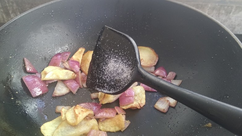 孜然洋蔥土豆片的做法-家常味炒菜譜