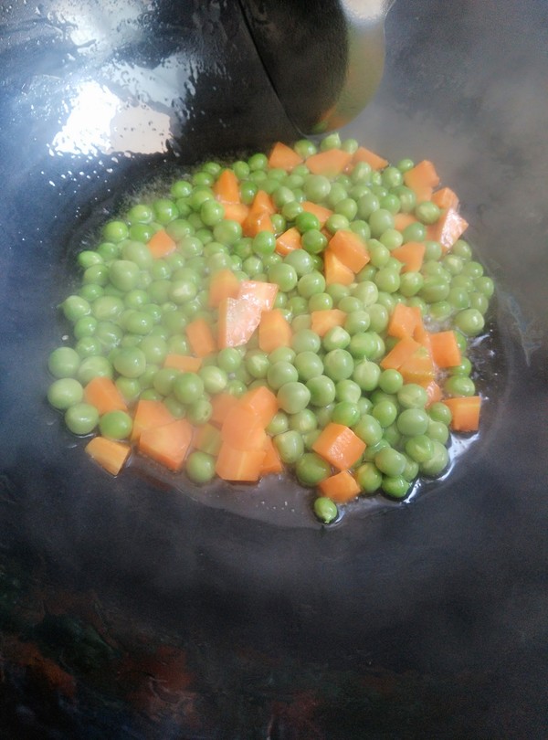 時蔬燴雞蛋干的做法-家常味炒菜譜-易網(wǎng)健康養(yǎng)生網(wǎng) 時蔬燴雞蛋干的做法-家常味炒菜譜