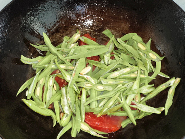 番茄炒雙豆的做法-家常味炒菜譜