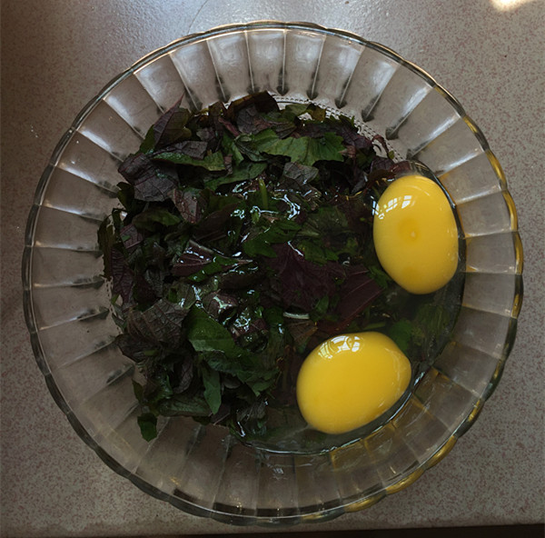 紫蘇煎雞蛋的做法-家常味煎菜譜