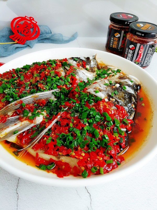 鴻運當頭 剁椒魚頭的做法-香辣味蒸菜譜