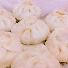 蒸芹菜肉大包子的做法-家常味蒸菜譜