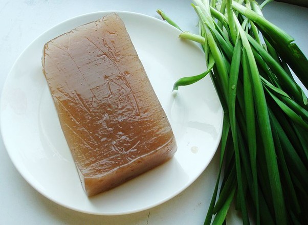 韭菜炒魔芋的做法-香辣味炒菜譜-易網<a href=http://www.gyfww.com/ target=_blank class=infotextkey>健康養生</a>網 韭菜炒魔芋的做法-香辣味炒菜譜