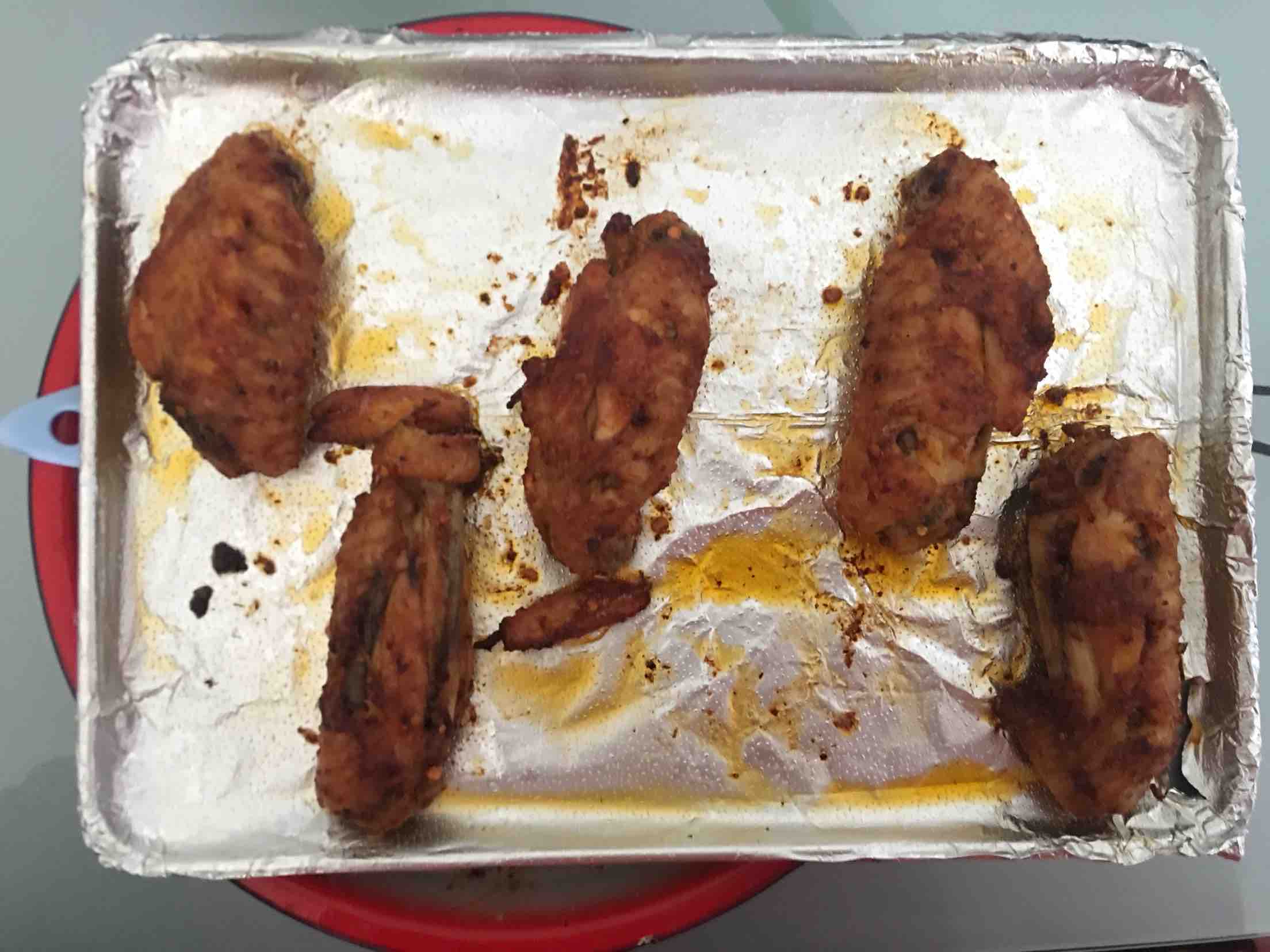 燒烤雞翅的做法-香辣味烤菜譜-易網(wǎng)健康養(yǎng)生網(wǎng) 燒烤雞翅的做法-香辣味烤菜譜