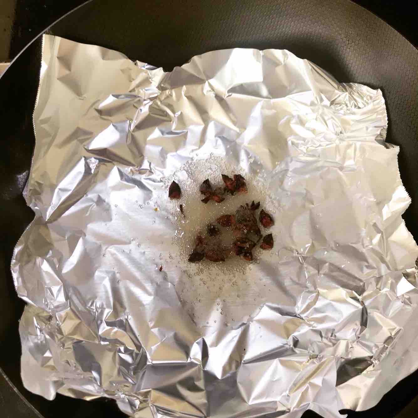 松花雞腿卷的做法-咸鮮味蒸菜譜