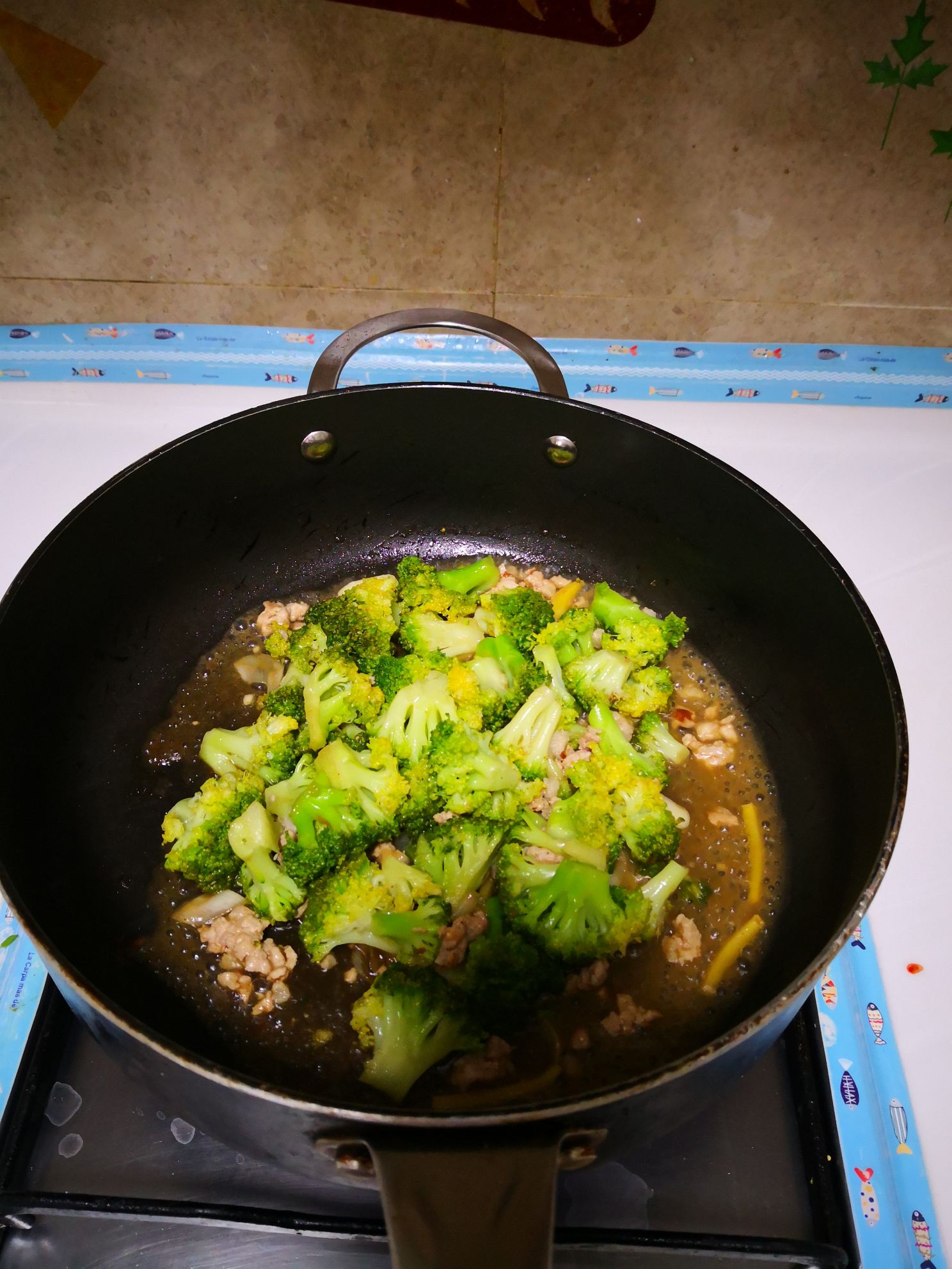 炒西蘭花的做法-家常味炒菜譜