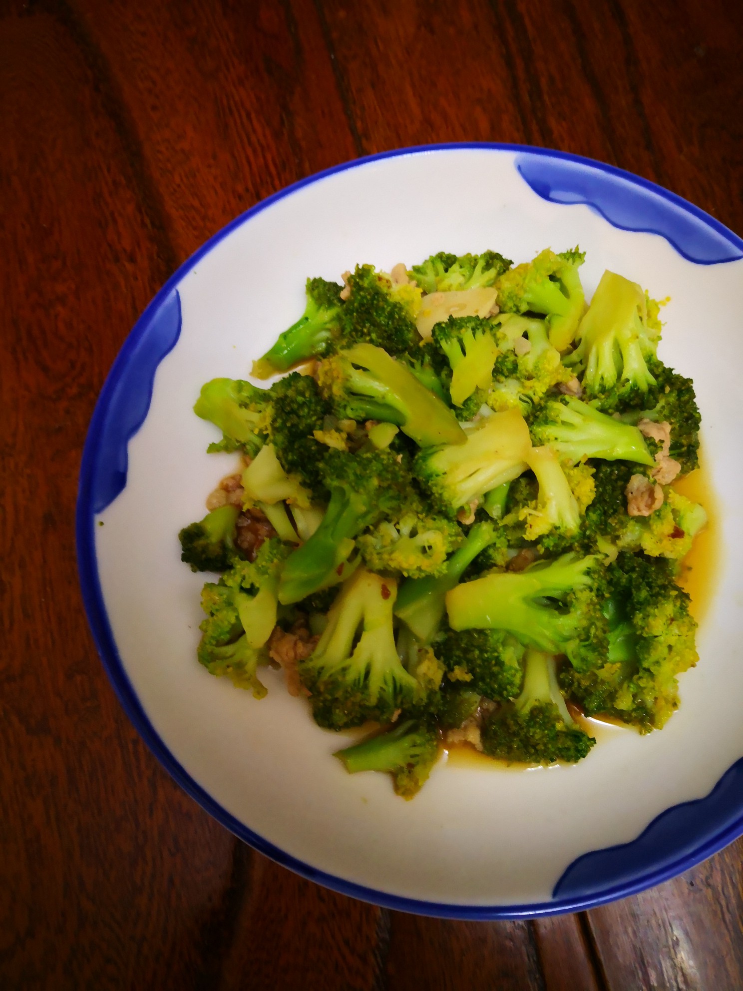 炒西蘭花的做法-家常味炒菜譜