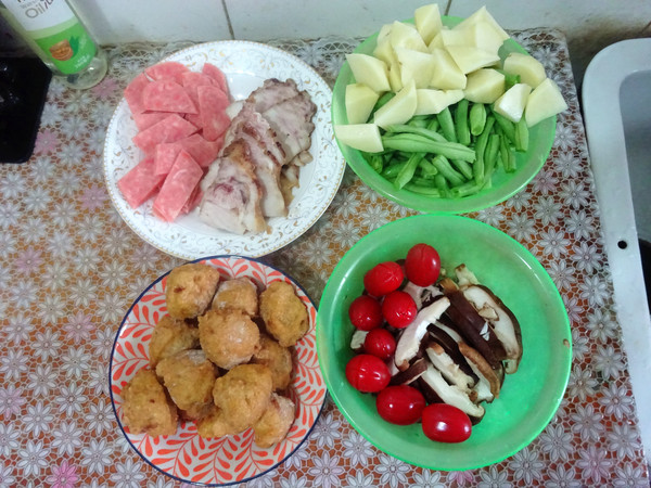 家常燉菜的做法-咸鮮味燉菜譜