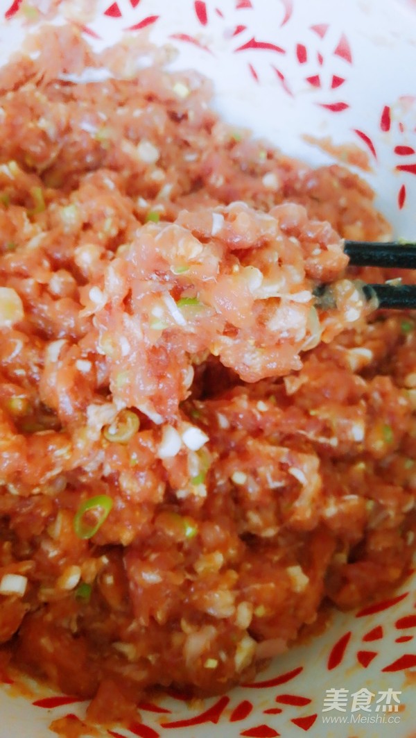 超級好吃的肉餡的做法-咸鮮味拌菜譜-易網健康養生網 超級好吃的肉餡的做法-咸鮮味拌菜譜