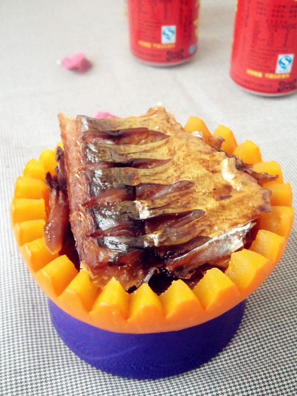 洞庭魚蒸南瓜的做法-咸鮮味蒸菜譜