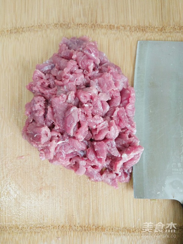 香辣蒜苔炒牛肉的做法-香辣味炒菜譜