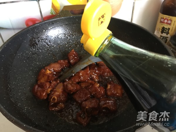 糖醋肋排的做法-酸甜味煮菜譜