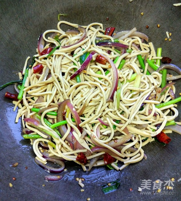 小炒鹵豆絲的做法-香辣味炒菜譜