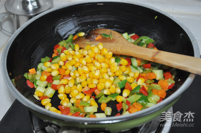 咖喱菌粉黃金炒飯的做法-咖喱味炒菜譜