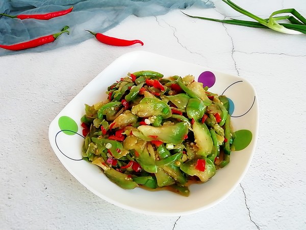 剁椒炒茄子的做法-香辣味炒菜譜