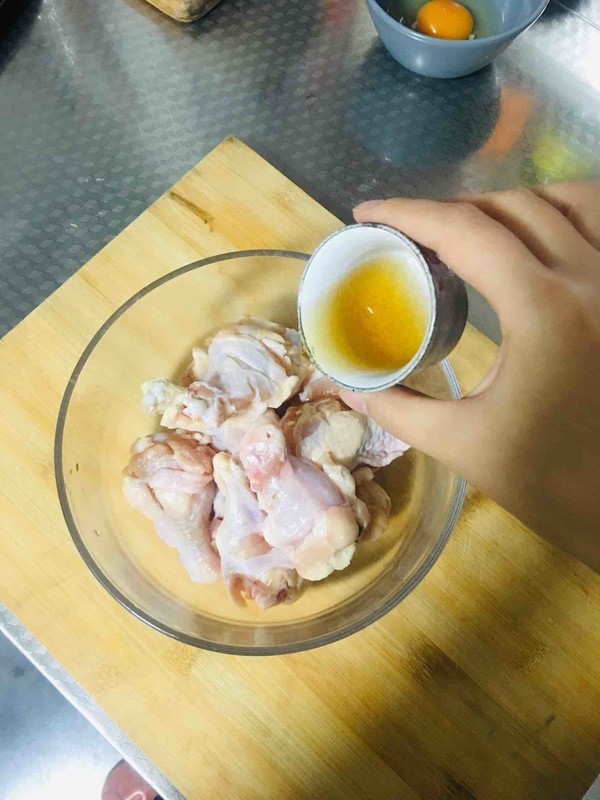 電飯煲奧爾良雞翅根的做法-咸鮮味燜菜譜-易網健康養生網 電飯煲奧爾良雞翅根的做法-咸鮮味燜菜譜