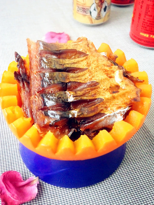 洞庭魚蒸南瓜的做法-咸鮮味蒸菜譜