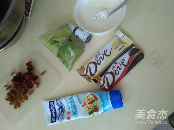 抹茶旋風雙巧果肉炒酸奶的做法-奶香味凍菜譜