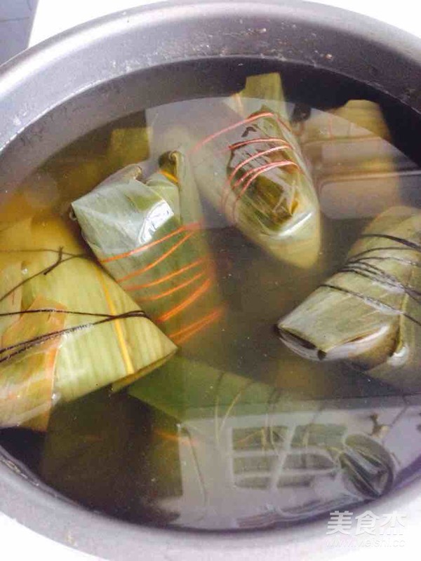 豬肉粽的做法-咸鮮味煮菜譜