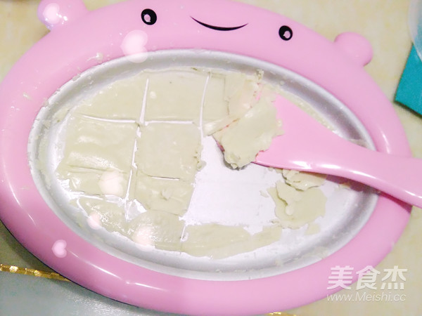 香蕉牛奶+抹茶炒酸奶的做法-甜味榨汁菜譜