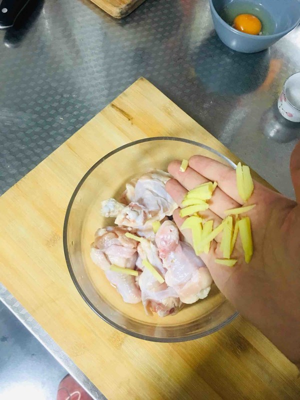 電飯煲奧爾良雞翅根的做法-咸鮮味燜菜譜-易網健康養生網 電飯煲奧爾良雞翅根的做法-咸鮮味燜菜譜