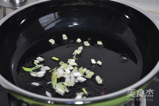 咖喱菌粉黃金炒飯的做法-咖喱味炒菜譜