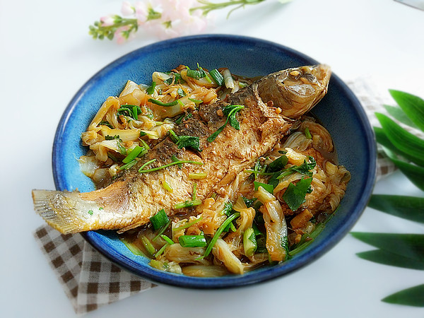 醬香燜魚的做法-醬香味燜菜譜-易網健康養生網 醬香燜魚的做法-醬香味燜菜譜